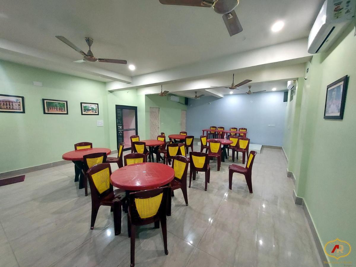 Hotel Aayes And Resort Shanti Niketan Exterior photo