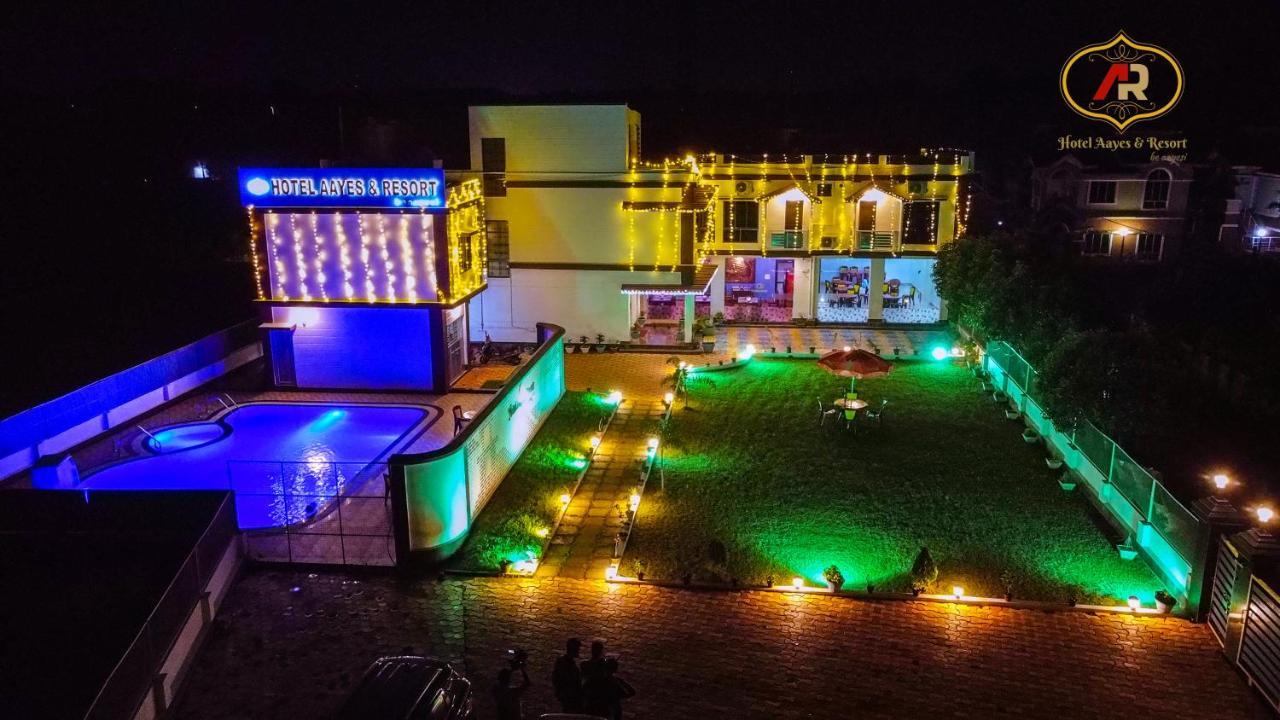 Hotel Aayes And Resort Shanti Niketan Exterior photo